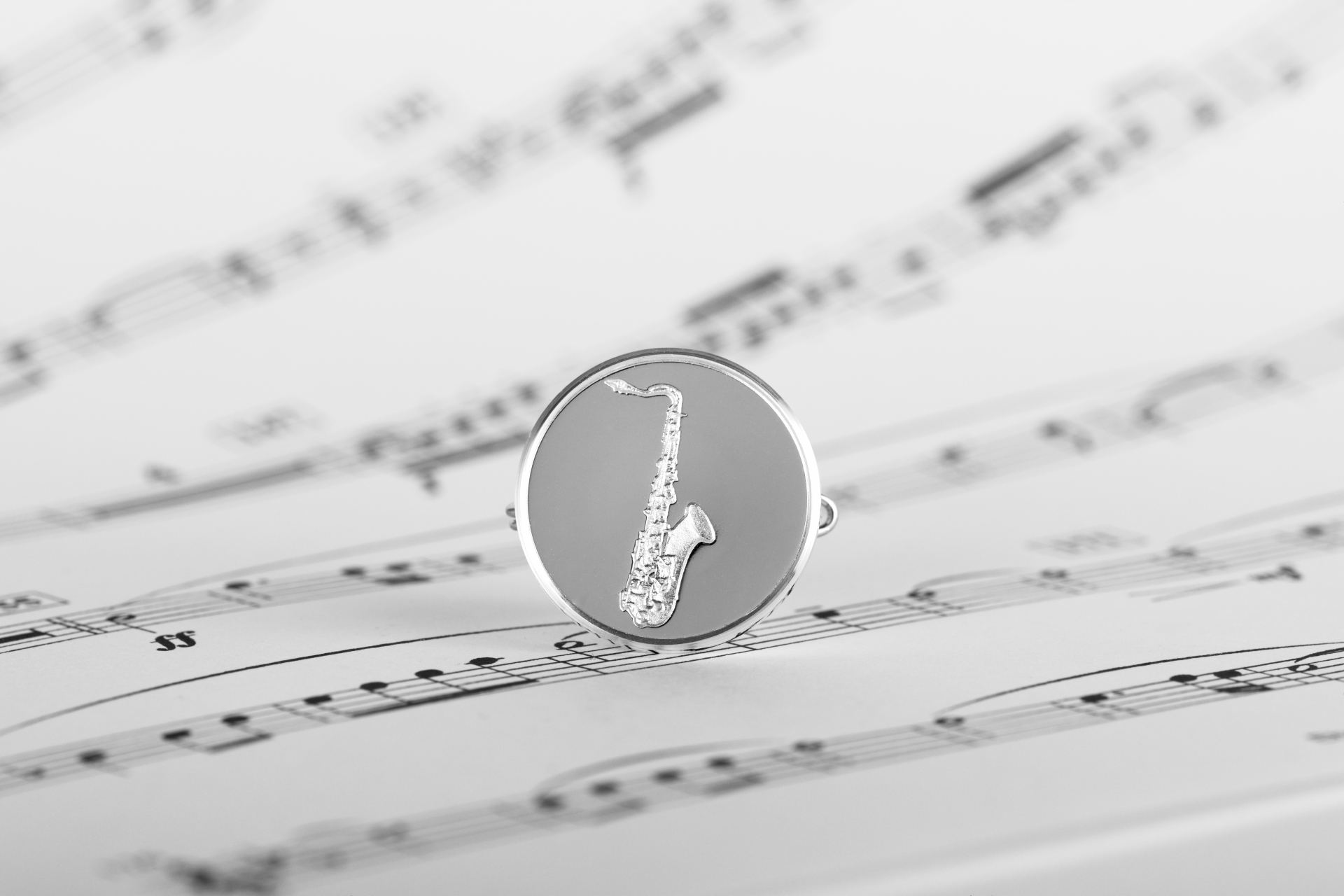 Anstecknadel Saxophon