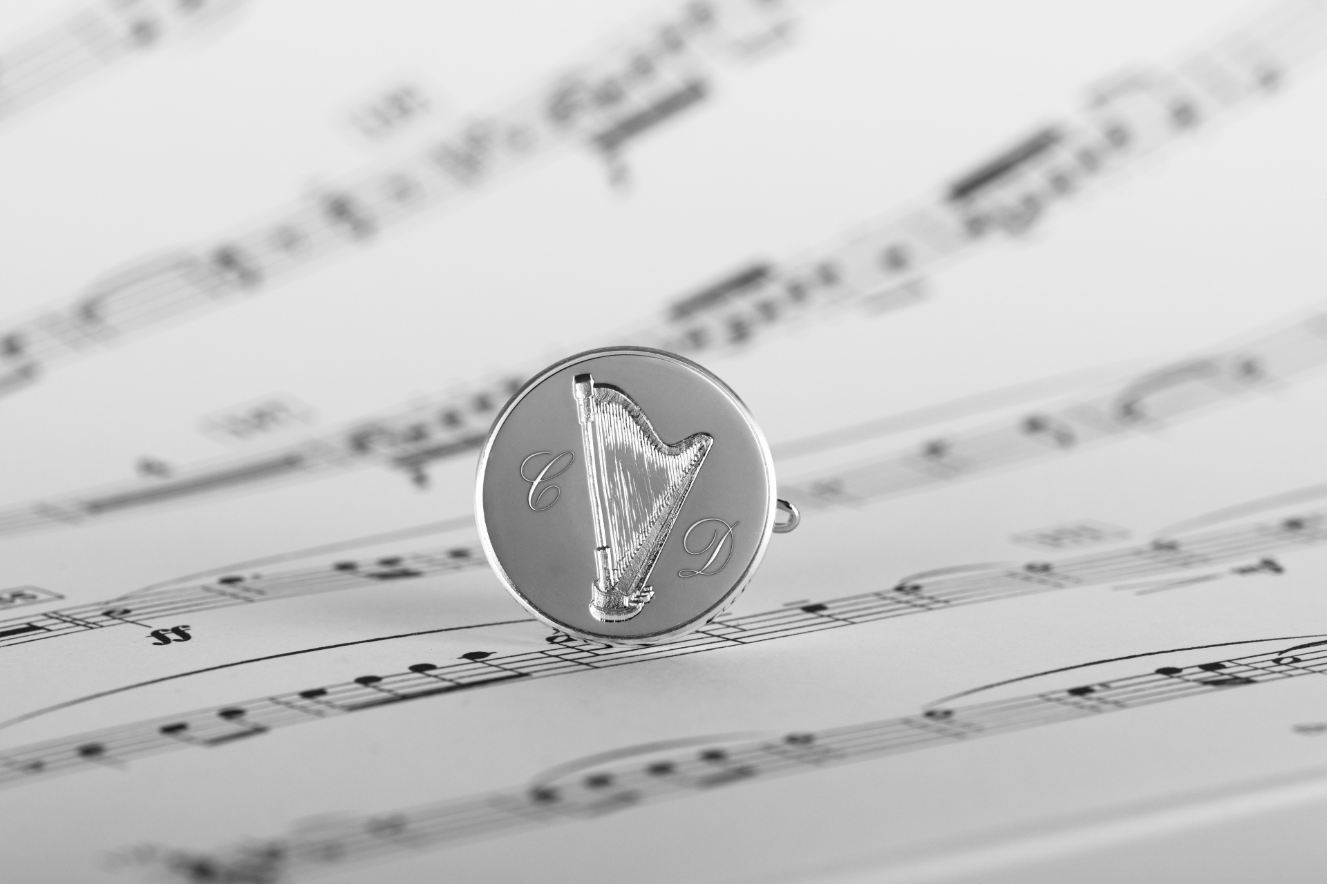 Anstecknadel Harfe – Bild 2